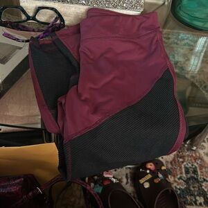 Leggings size s that has only been worn a few times like new